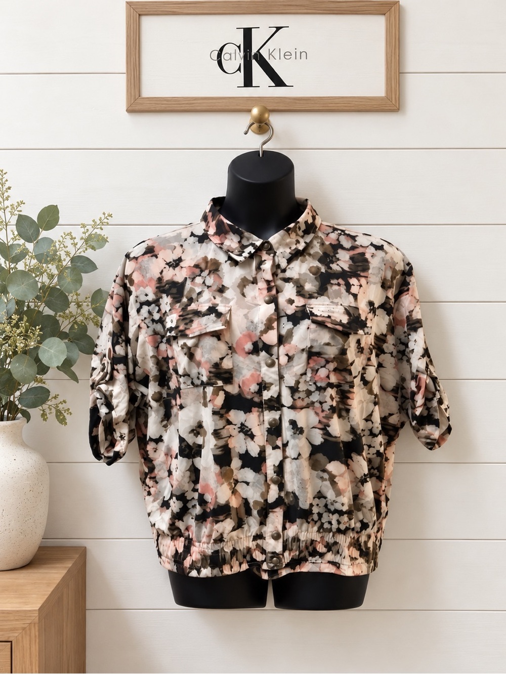 CALVIN KLEIN Black Floral Print Blouse-Style Jacket – Size XL (Estimated)